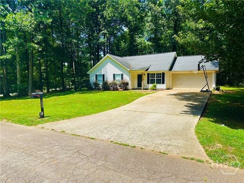 6533 River Hill Dr, Flowery Branch, GA, 30542-5582 | Card Image