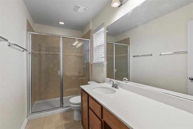 Guest Bathroom Upstairs | Image 24