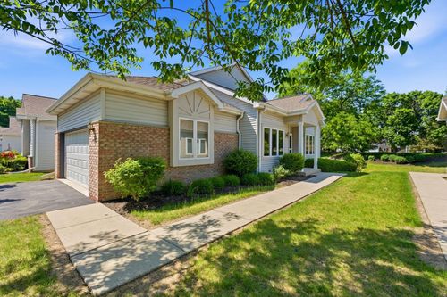 4650 S Forest Point Blvd, New Berlin, WI, 53151 | Card Image