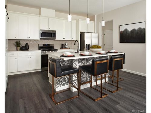 305-6153 N Ceylon St, Denver, CO, 80249-7848 | Card Image