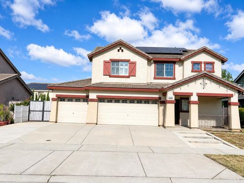 5590 Seedling Way, Linda, CA, 95901 | Card Image