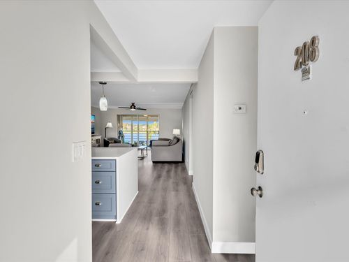 apt-208-321 Se 3rd St, Dania Beach, FL, 33004-4049 | Card Image