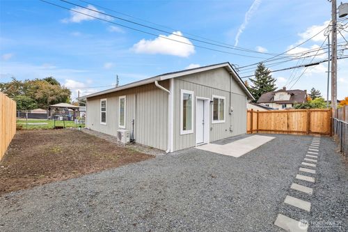 b-2135 S Sheridan Ave, Tacoma, WA, 98405-3455 | Card Image