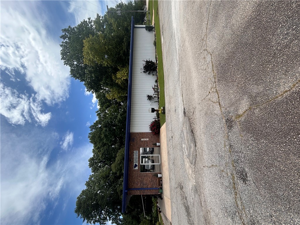141 City View Cir, Pickens, SC 29671