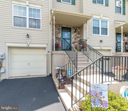 144 Strawberry Ln, PERKASIE, PA, 18944-4630 | Card Image