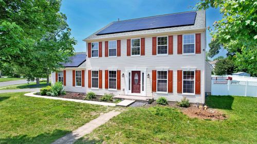 37 Clover Hill Cir, Egg Harbor Township, NJ, 08234-7558 | Card Image