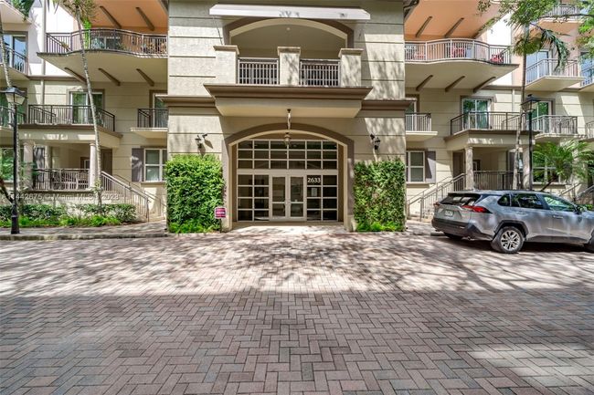 APT-305 - 2633 Ne 14 Th Ave, Condo with 2 bedrooms, 2 bathrooms and null parking in Wilton Manors FL | Image 24