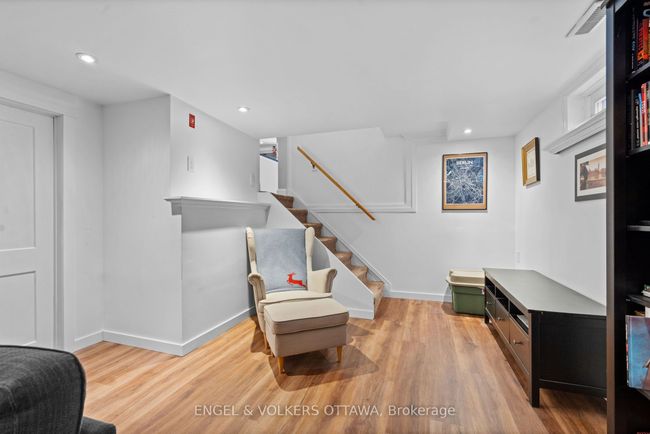 797 Hamlet Rd, House other with 2 bedrooms, 2 bathrooms and 2 parking in Ottawa ON | Image 27