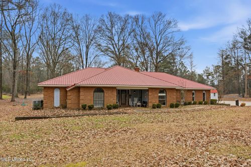 420 Shadow Lake Cv, Raymond, MS, 39154-8359 | Card Image
