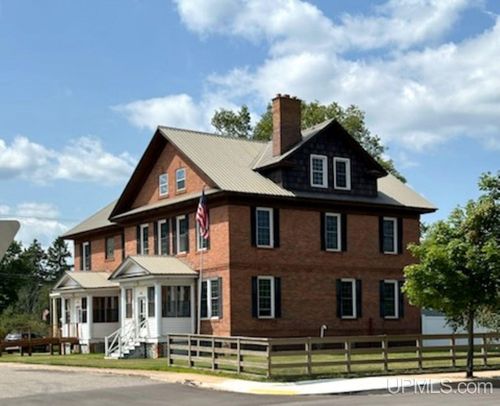 258 W Jasper Street, Gwinn, MI, 49841 | Card Image