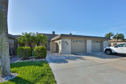 2205-574 Boca Ciega Point Boulevard N, ST PETERSBURG, FL, 33708 | Card Image