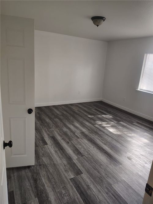 311 W 44th St, San Bernardino, CA, 92407-3601 | Card Image