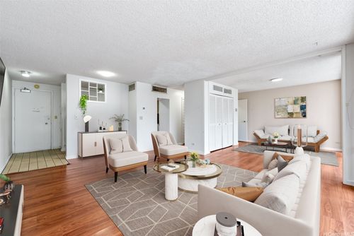 apt-406-1561 Kanunu St, Honolulu, HI, 96814-3207 | Card Image