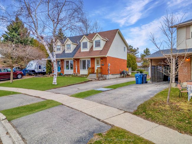 44 Cole Rd, House attached with 3 bedrooms, 2 bathrooms and 3 parking in Guelph ON | Image 41