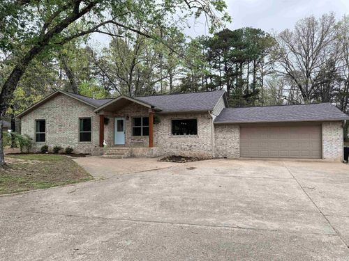 542 Jason St, Clinton, AR, 72031-7823 | Card Image