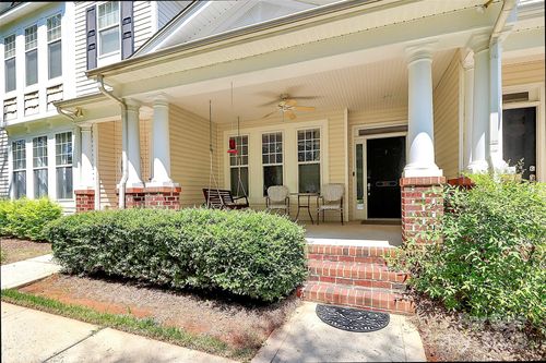 2044 Gable Way Ln, Matthews, NC, 28104-6747 | Card Image