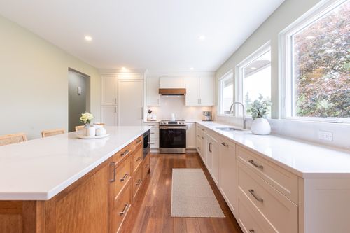 11045 Southridge Rd, Delta, BC, V4E2M3 | Card Image