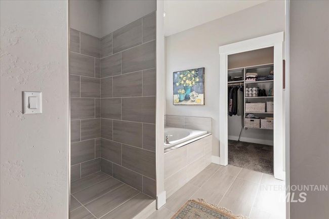 300 S Adventure Way, House other with 3 bedrooms, 2 bathrooms and 2 parking in Kuna ID | Image 9