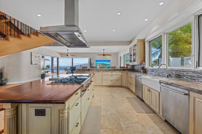 A - 554 Punakea Loop, House other with 5 bedrooms, 6 bathrooms and null parking in Lahaina HI | Image 12