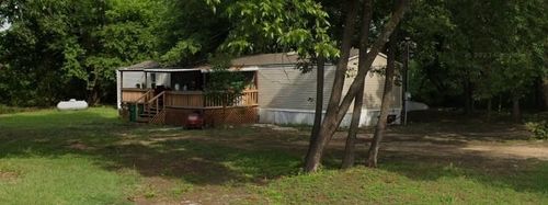 229 N 2nd St, Walnut Springs, TX, 76690-4627 | Card Image