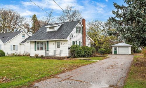 266 Daniel St S, Arnprior, ON, K7S2M2 | Card Image
