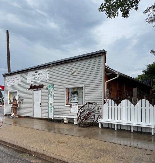 202 Main St, Dent, MN, 56528-2832 | Card Image