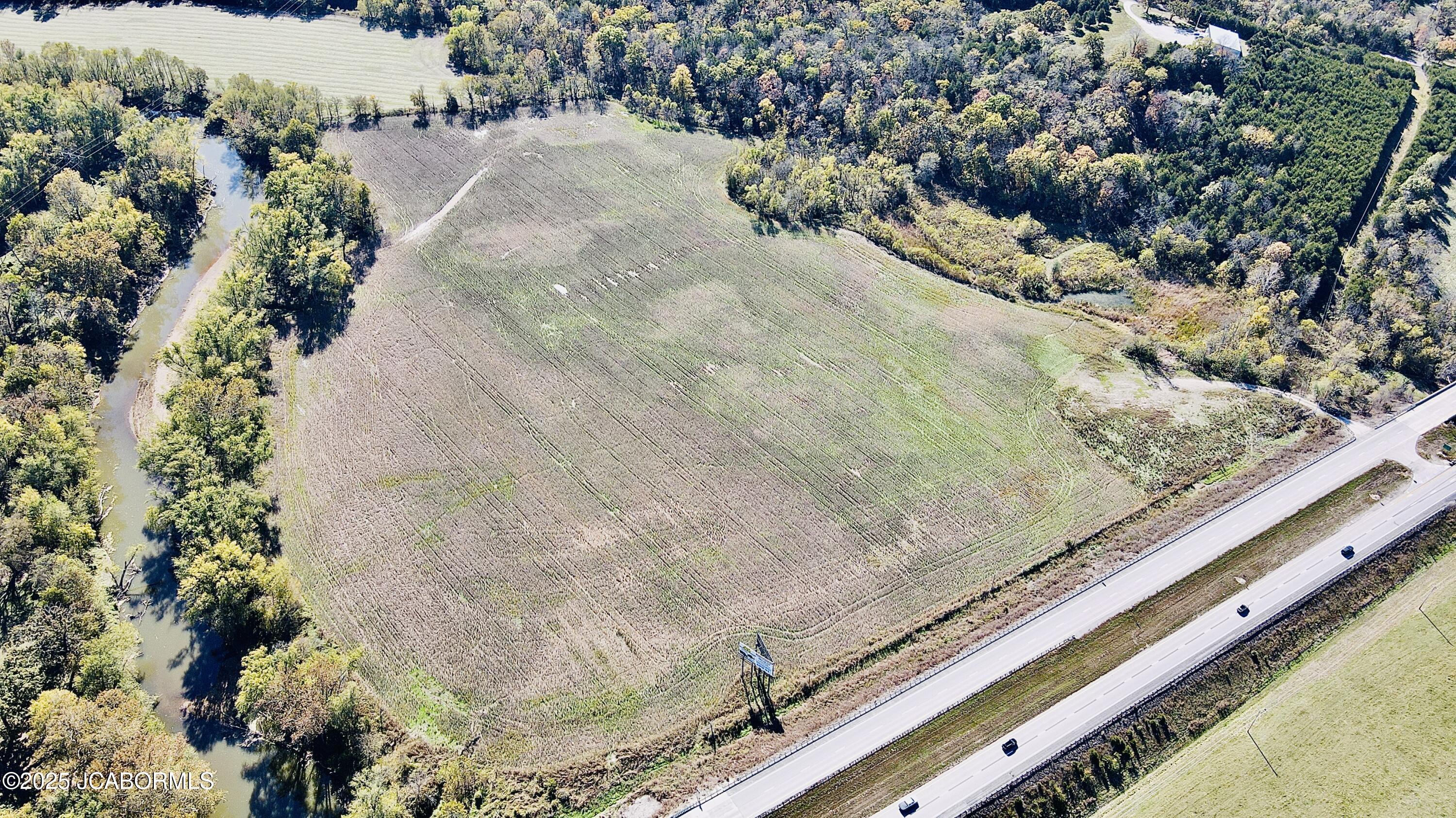 Land in Jefferson City