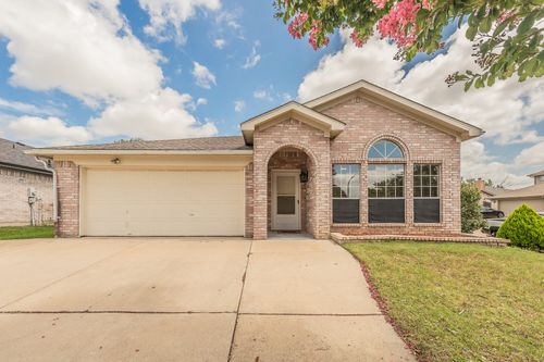 10212 Brea Canyon Rd, Fort Worth, TX, 76108-4952 | Card Image