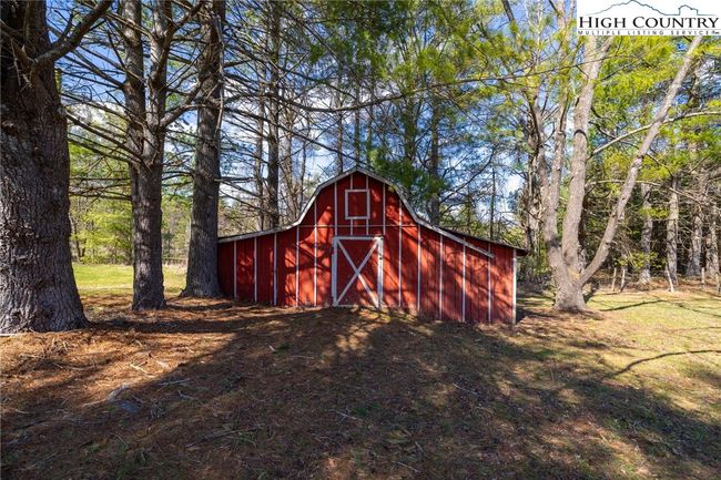 627 Saddle Mountain Church Rd, House other with 3 bedrooms, 1 bathrooms and null parking in Ennice NC | Image 9