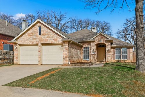 2211 Knob Hill Dr, Corinth, TX, 76210-1921 | Card Image