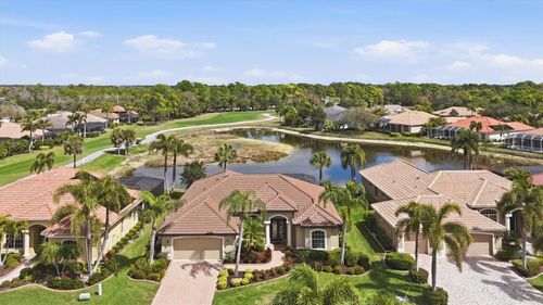 811 Amaryllis Ln, VENICE, FL, 34292-6642 | Card Image