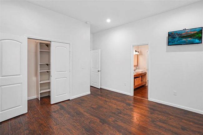 11215 Duane St, House other with 5 bedrooms, 3 bathrooms and null parking in Houston TX | Image 21