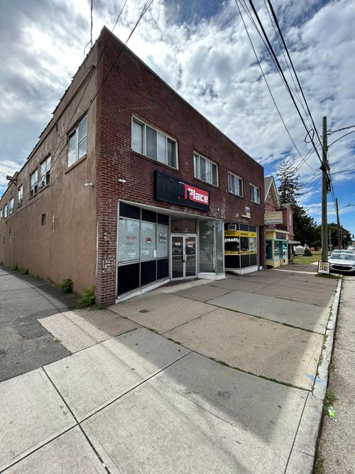 715 Burnside Ave, East Hartford, CT, 06108-2693 | Card Image