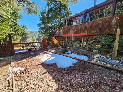 372 Cedarbrook Dr, Twin Peaks, CA, 92391 | Card Image