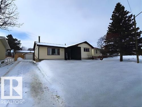 4825 55 Ave, Drayton Valley, AB, T7A1B6 | Card Image