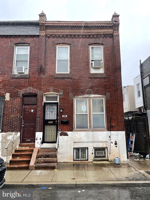 Dudley St, Philadelphia, PA 19145