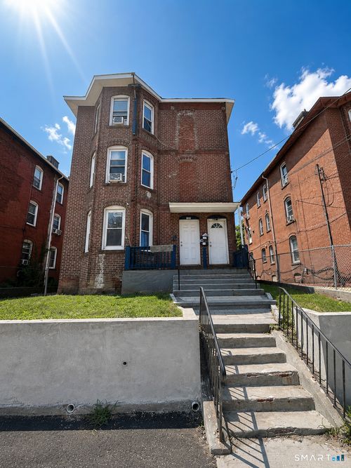 171 Babcock St, Hartford, CT, 06106-1304 | Card Image