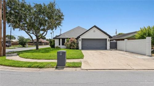 2101 S 31st Street, McAllen, TX, 78503 | Card Image