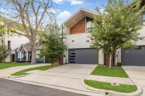 823 Aurora St, Houston, TX, 77009-1053 | Card Image