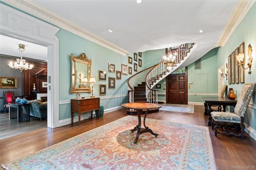 88 Wheatley Rd, Old Westbury, NY, 11568-1212 | Card Image