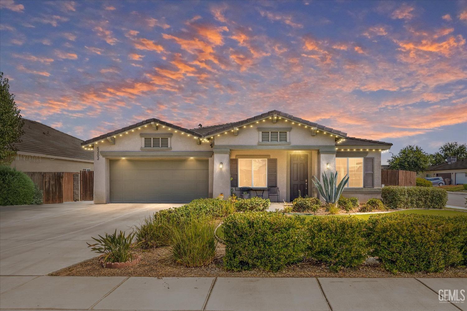 Pomerado Way, Bakersfield, CA 93313