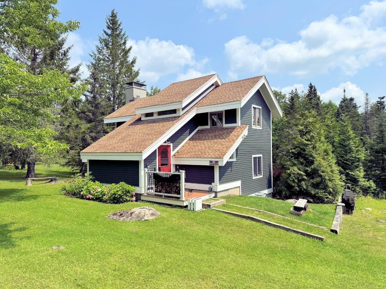 Minute Man Ln, Peru, VT 05152