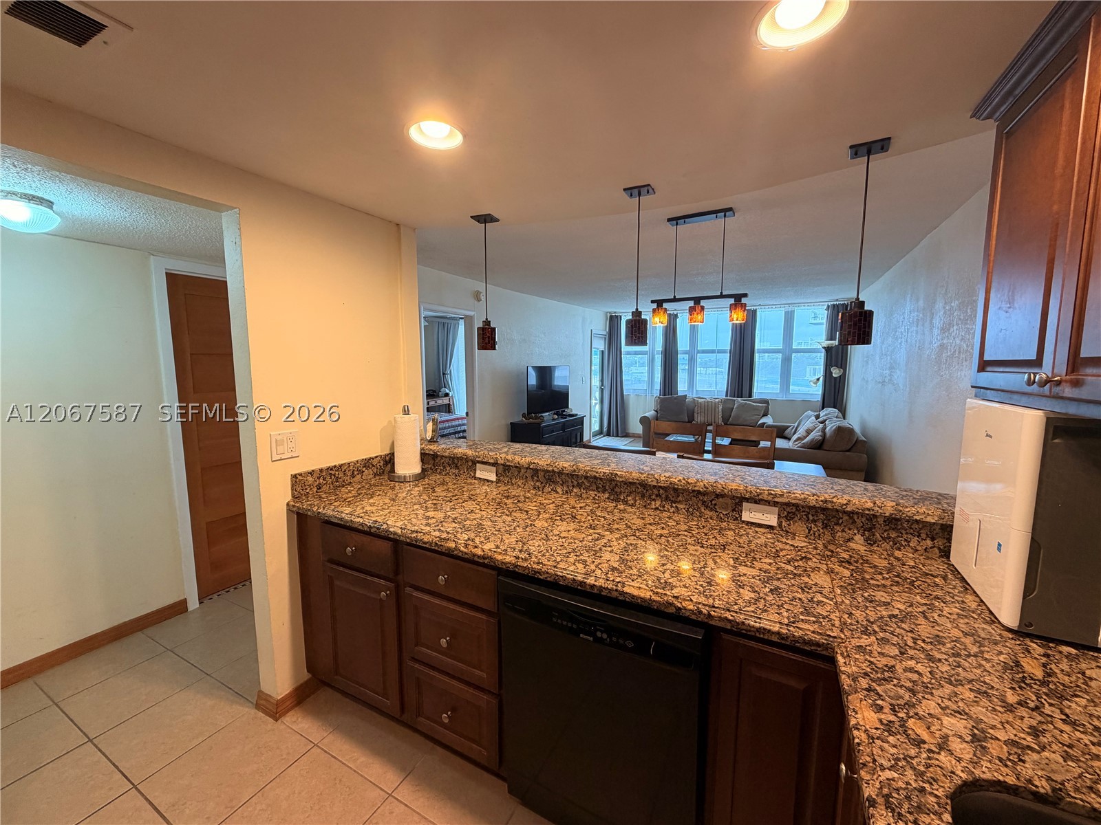 Residential Lease in Hallandale 5