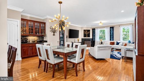 102 Dickinson St, PHILADELPHIA, PA, 19147-6108 | Card Image