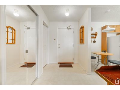 402 - 182 Haddow Close Nw, Condo with 2 bedrooms, 2 bathrooms and null parking in Edmonton AB | Image 2