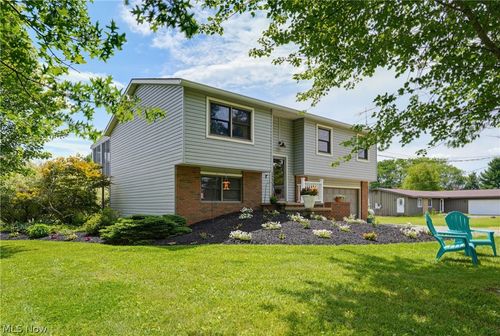 12904 Butler Rd, Wakeman, OH, 44889-9262 | Card Image