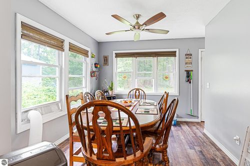 7690 Arrowroot Trl, Gaylord, MI, 49735-8639 | Card Image