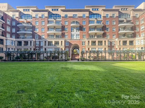 unit-420-400 N Church St, Charlotte, NC, 28202-2282 | Card Image