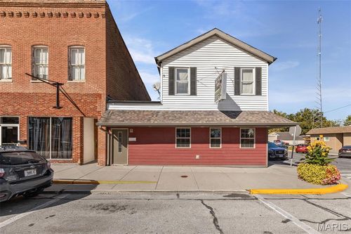 1011 Fairfax St, Carlyle, IL, 62231-1813 | Card Image