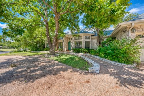 331 Olympia Fields St, Meadowlakes, TX, 78654-6805 | Card Image